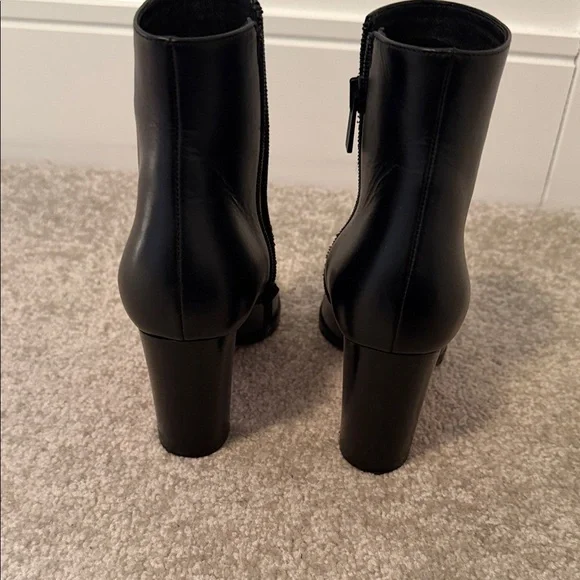 Christian Louboutin - Sleek Black Ankle Booties - Picture 2 of 6